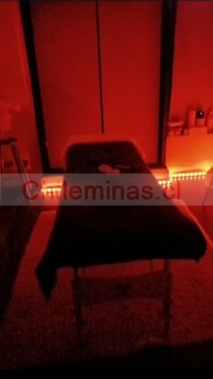Leonor  Damas de compa&ntilde;ia en Chile, escort o acompa&ntilde;antes femeninas en Providencia |   servicios de masajes sensuales  y sexy solo para ti , Masajes con  estimulación manual 